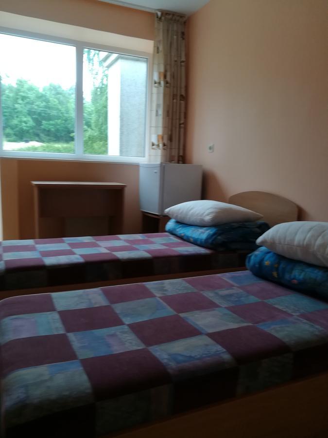 Poilsio Namai Saltinelis Hotell Plateliai Exteriör bild
